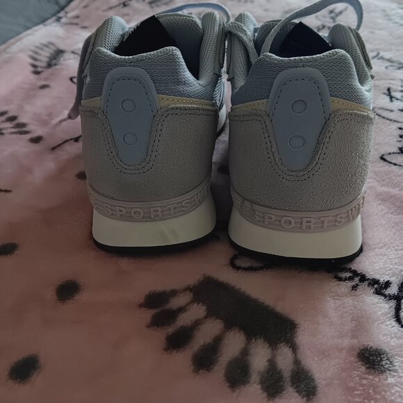 Nike Venture Runner - Picture 2 of 6